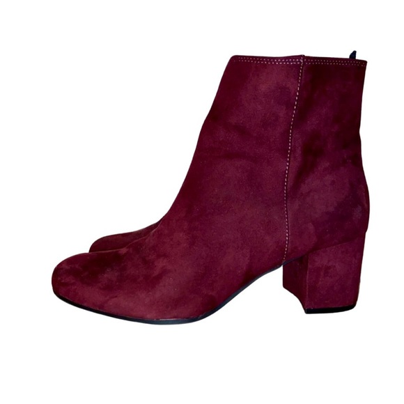 Red Velvet Heeled Boots - Picture 1 of 3